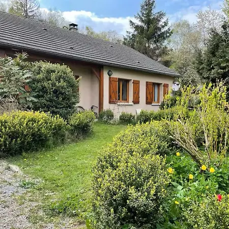 A L'oree Des Bois Holiday home